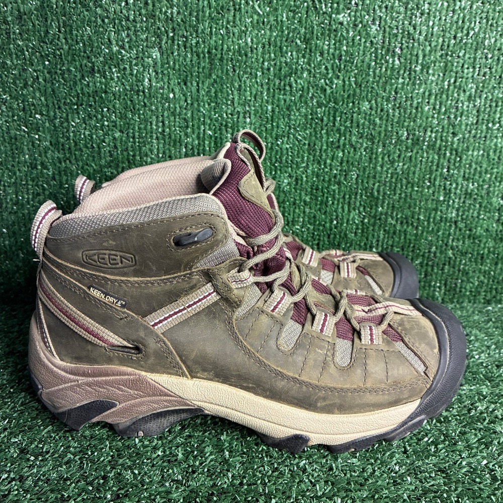 KEEN Targhee II Mid Waterproof Hiking Trail Boots Brown Burgundy Womens Size 8.5